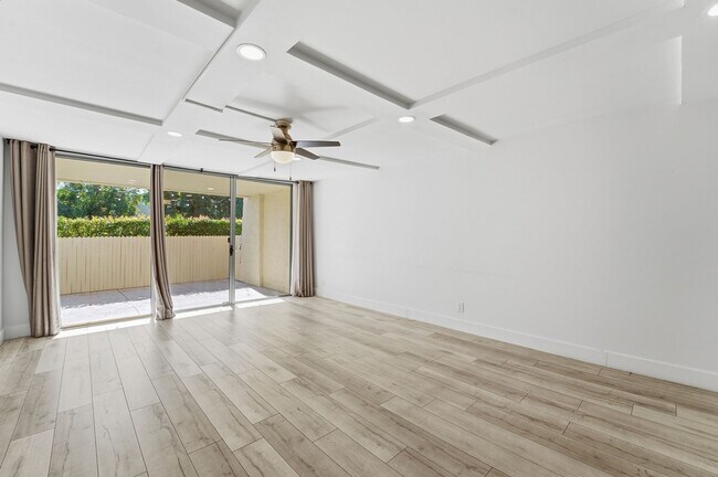 Building Photo - Beautiful 2-bedroom, 2-bathroom home nestled in the vibrant heart of Scottsdale