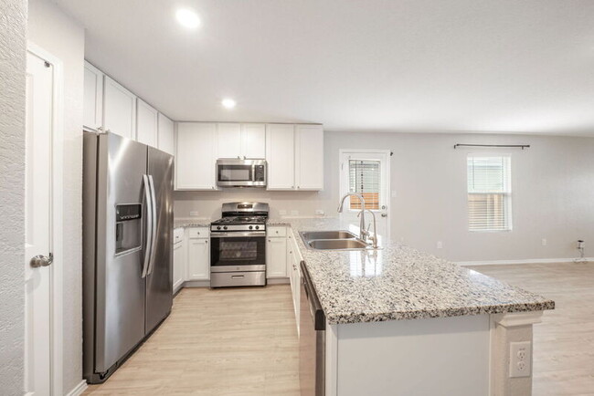 Building Photo - 14718 Dillard Ml