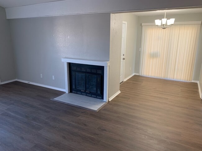 Building Photo - 11032 E 14th Ct