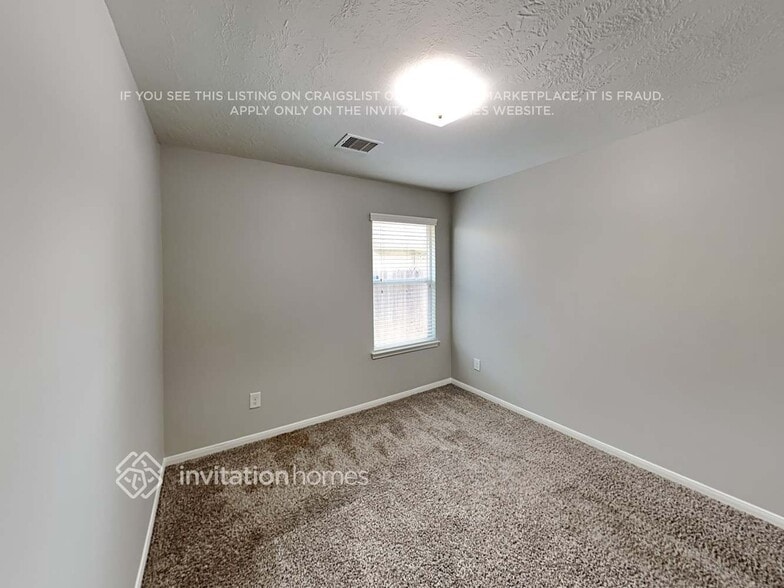Building Photo - 19218 Sandelford Dr