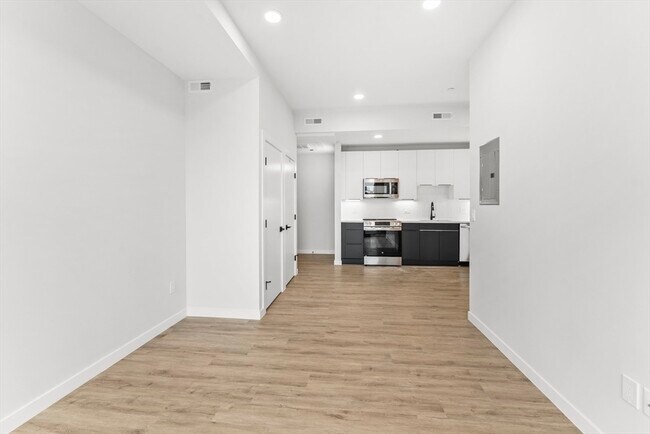 Building Photo - 24-28 Mt Pleasant St