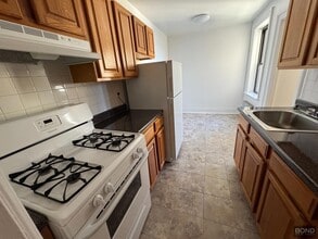 Building Photo - 32-15 35th St
