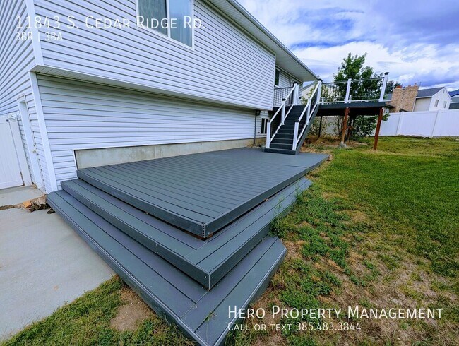 Building Photo - 11843 S Cedar Ridge Rd
