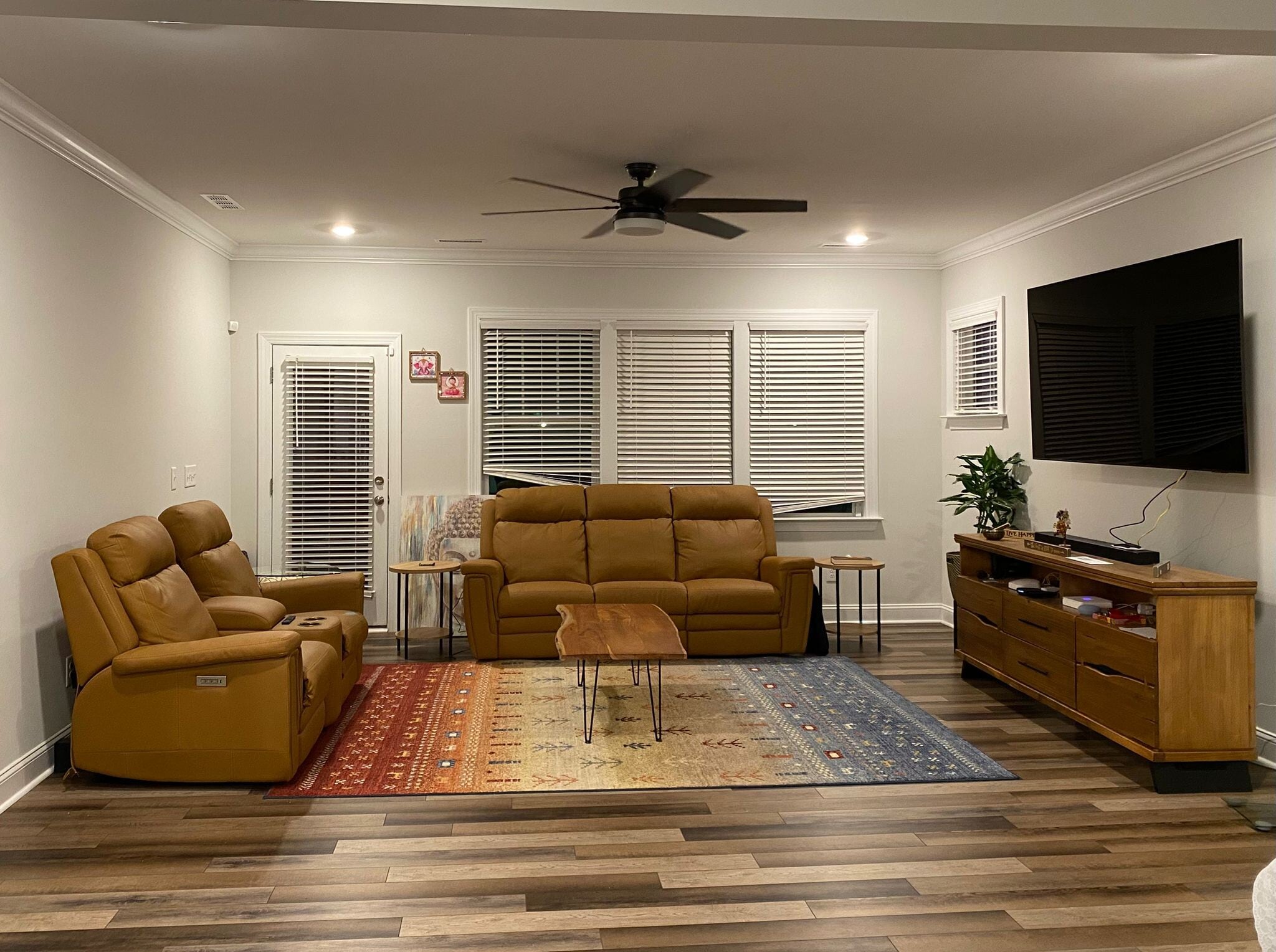 Family Room - 2905 Baronial St