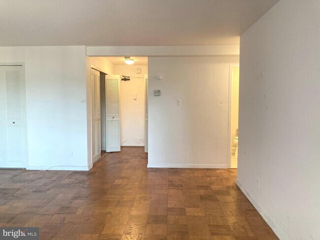 Building Photo - 1601 18th St NW