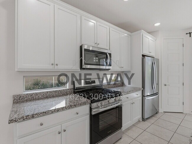 Building Photo - 4910 S Tune