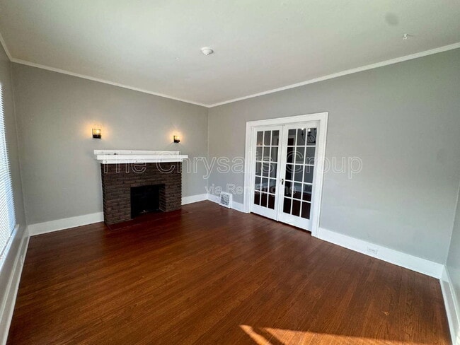 Building Photo - 222 W Campbell St