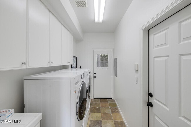 Building Photo - 6103 Deerhill Rd