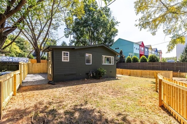 Primary Photo - 148 Bixby Terrace SE