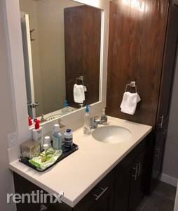 Building Photo - 1 br, 1 bath Apartment - 1212 Chicon