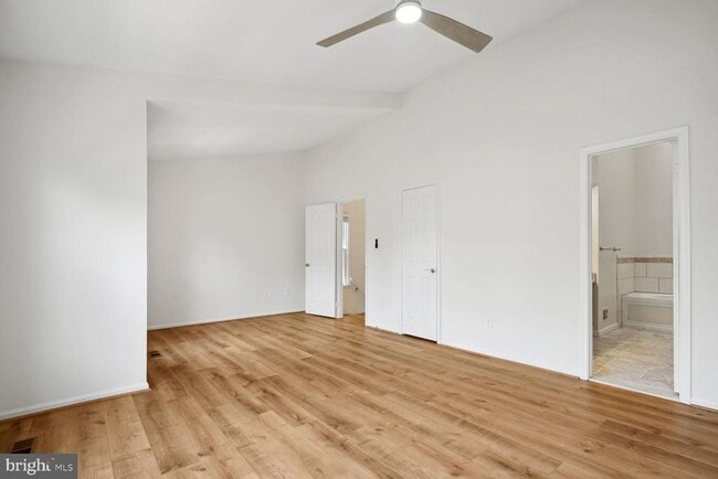 Building Photo - 4138 Meadow Field Ct