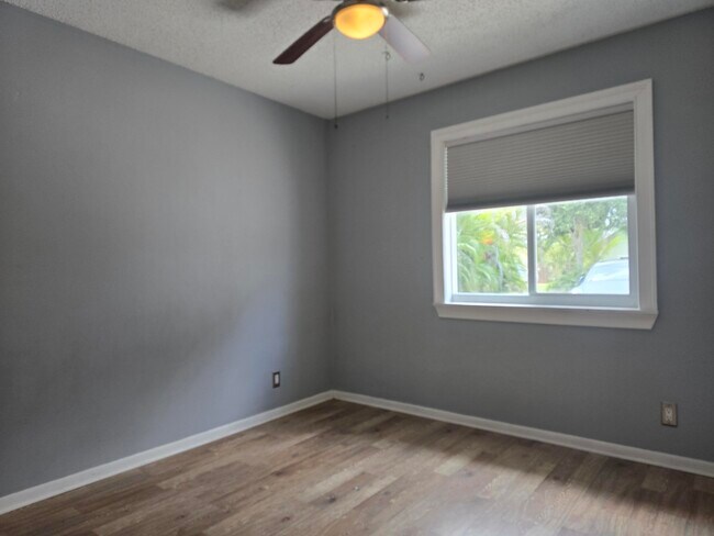 Building Photo - 18162 Jupiter Landing Dr