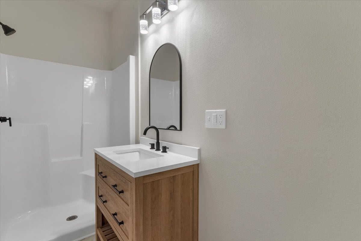 Building Photo - 1094 15th St SE