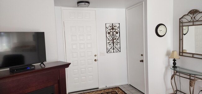 Building Photo - 28656 Taos Ct