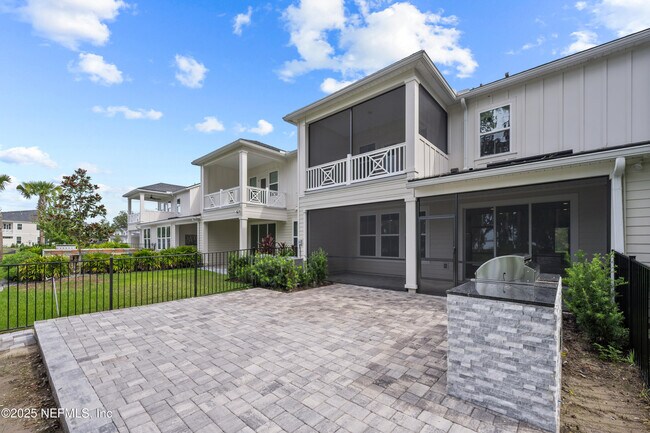 Building Photo - 23 Oak Pk Dr