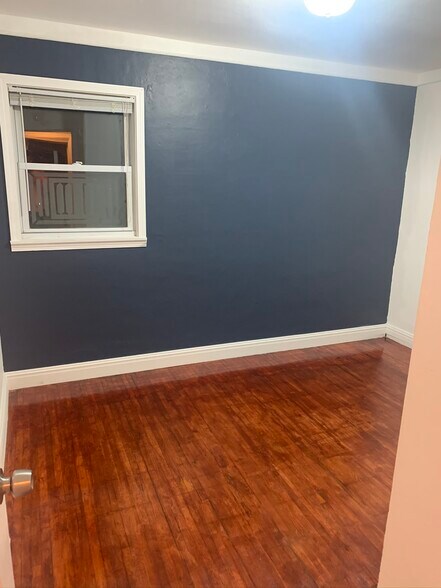 Building Photo - 25200 leach st