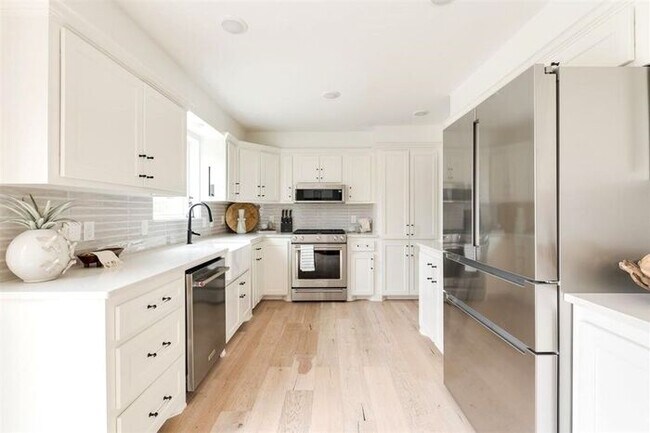 Building Photo - 4 Bedroom 2.5 Bath 2 Car Garage in Quail C...