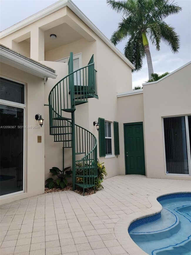 Building Photo - 17276 Bermuda Village Dr