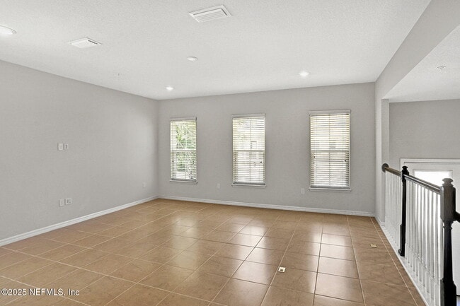 Building Photo - 53 Falling Water Ct
