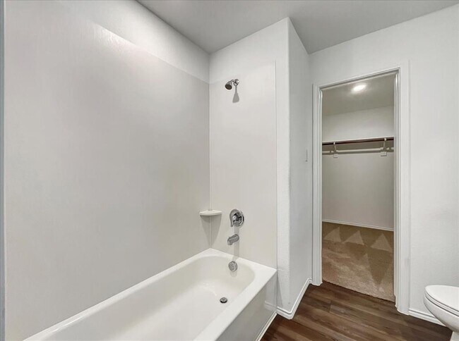 Building Photo - 7509 Jackrabbit Ave