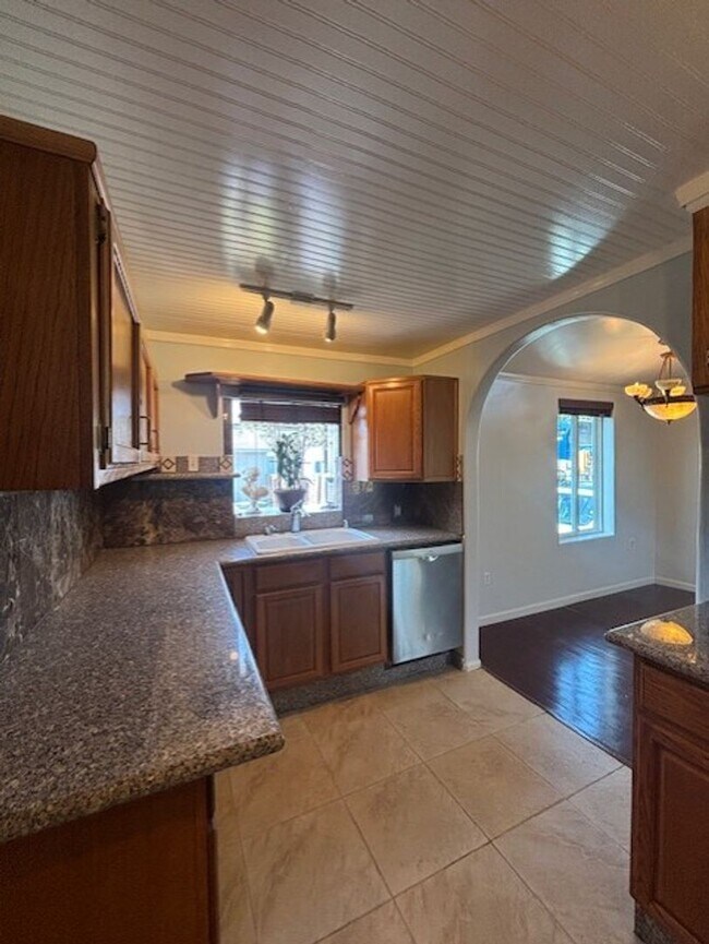 Building Photo - Oceano Gem! 2BR/2BA + Bonus Room, Private Patio & Extra Storage