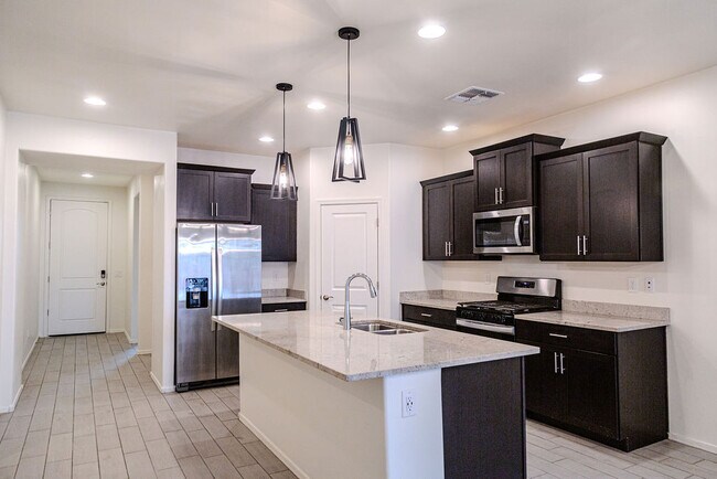 Building Photo - 10741 W Harrigan Dr