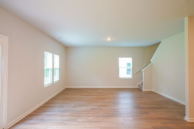 Building Photo - Available Soon!