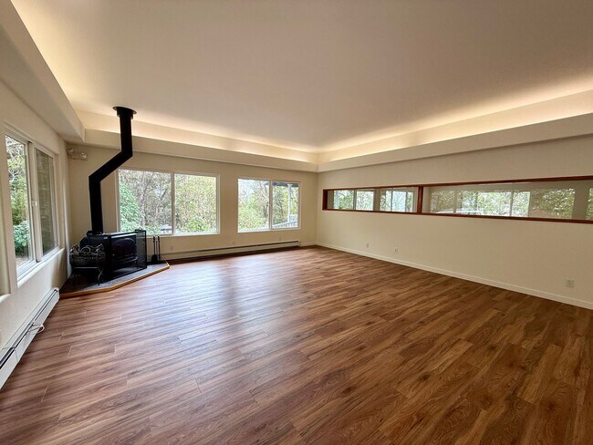 Building Photo - Forest Retreat at the Top of Kaloko