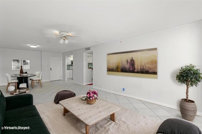 Building Photo - 255 Dolphin Point