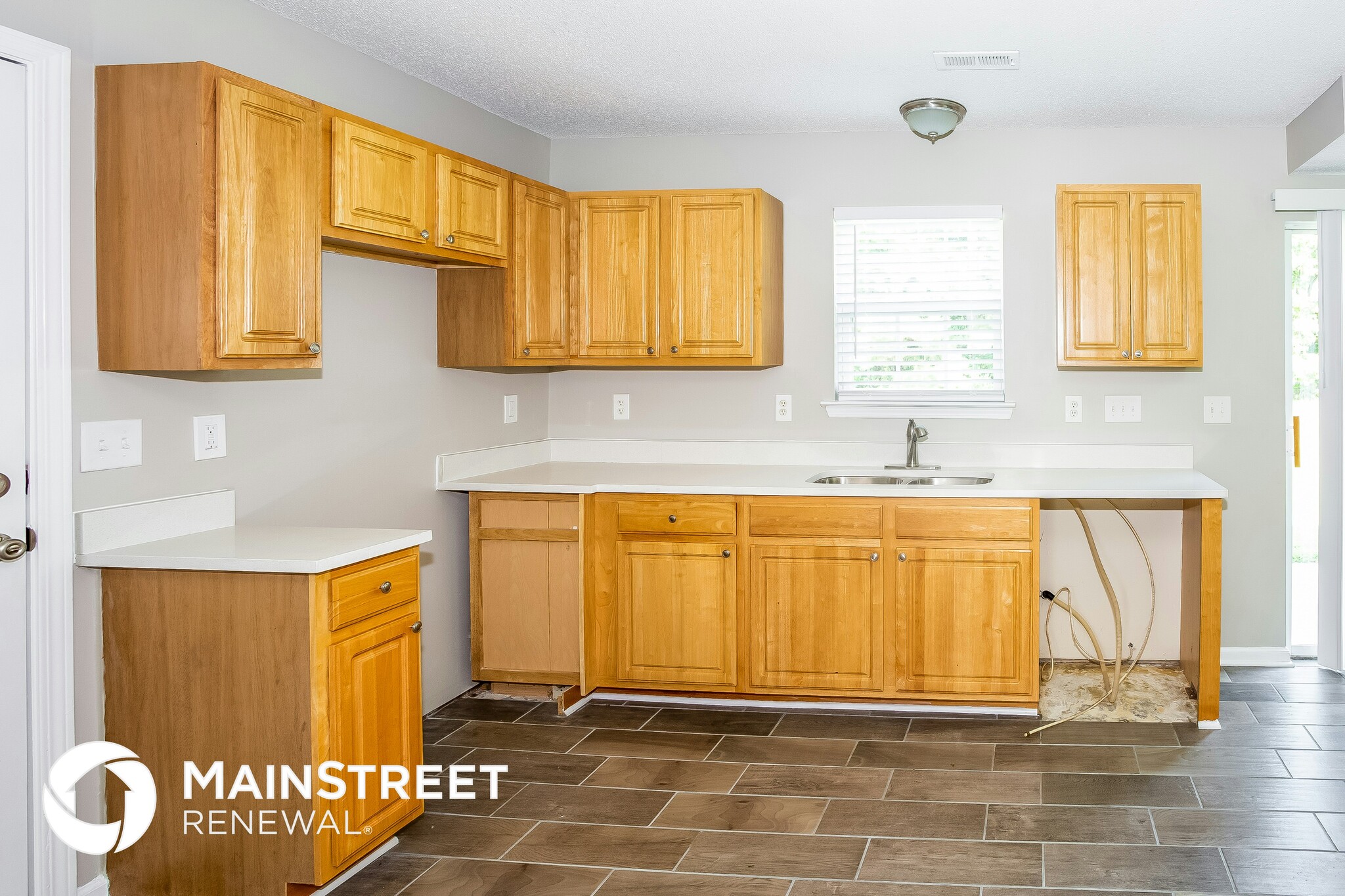 Building Photo - 436 Riverglen Dr NW