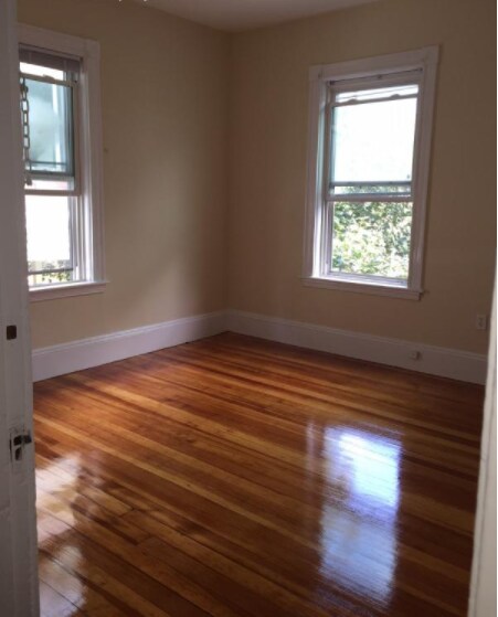 Building Photo - 65 Hillside St