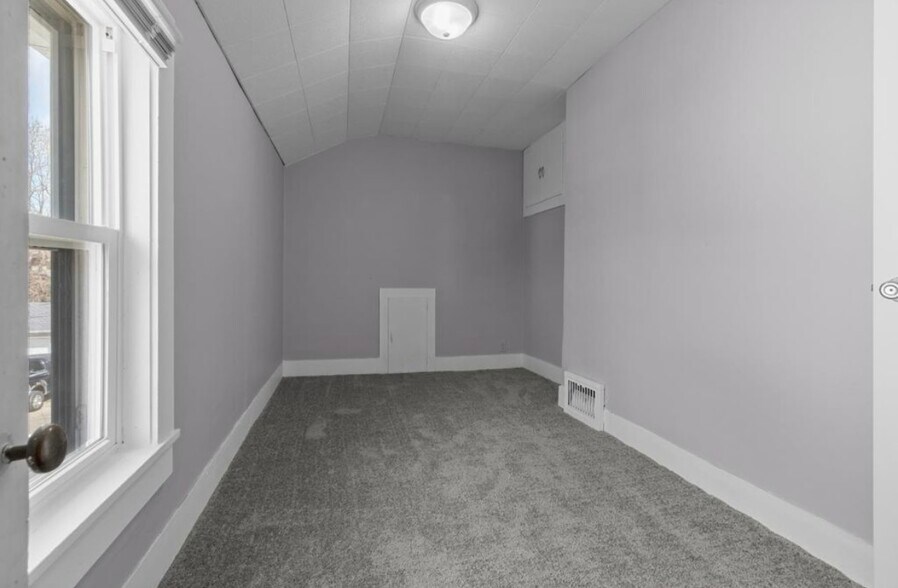 Building Photo - 97 Hamilton Pl