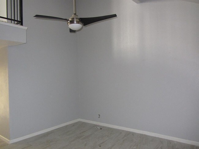 Building Photo - 5738 Easthampton Dr