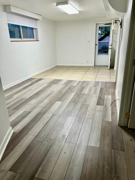 Building Photo - 4995 S Inca Dr