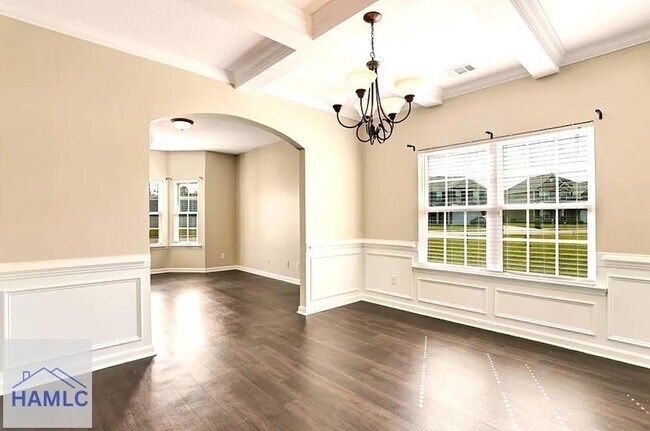 Building Photo - 763 English Oak Dr
