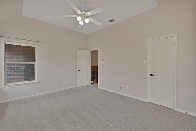 Building Photo - 9405 National Pines Dr
