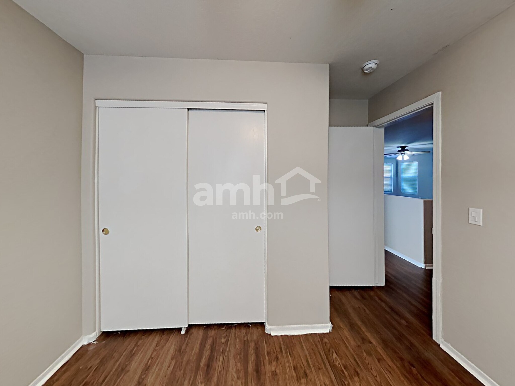 Building Photo - 11940 W Charter Oak Rd