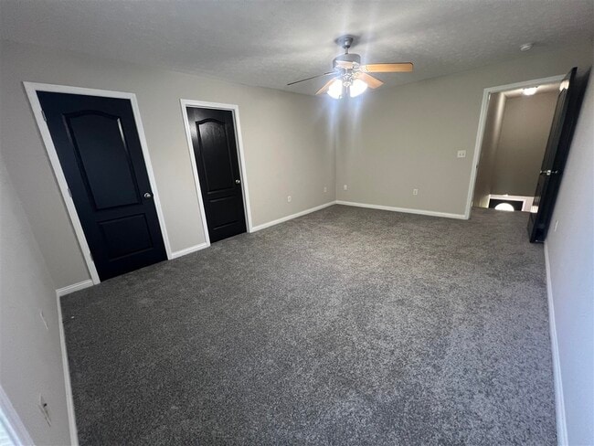 Building Photo - 244 River Tanmer Way