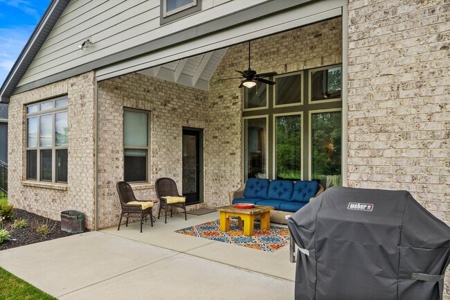 Building Photo - Spotless rental home in the highly sought-after McDaniels neighborhood in College Grove