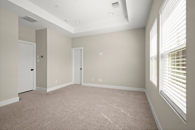 Building Photo - 3208 Bostic St