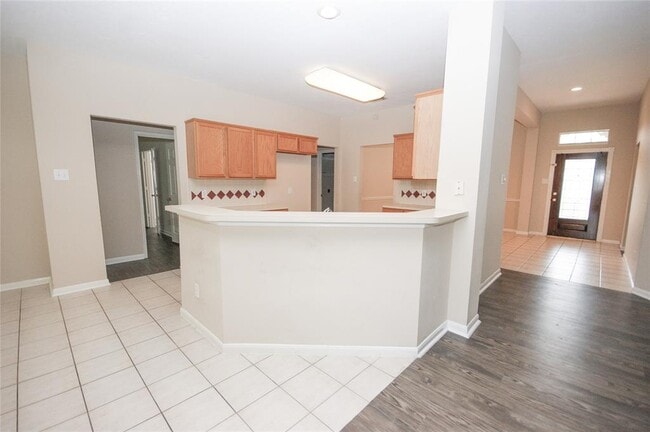 Building Photo - 3006 Breakers Point Dr