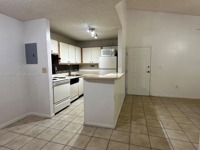 Building Photo - 7200 NW 179th St