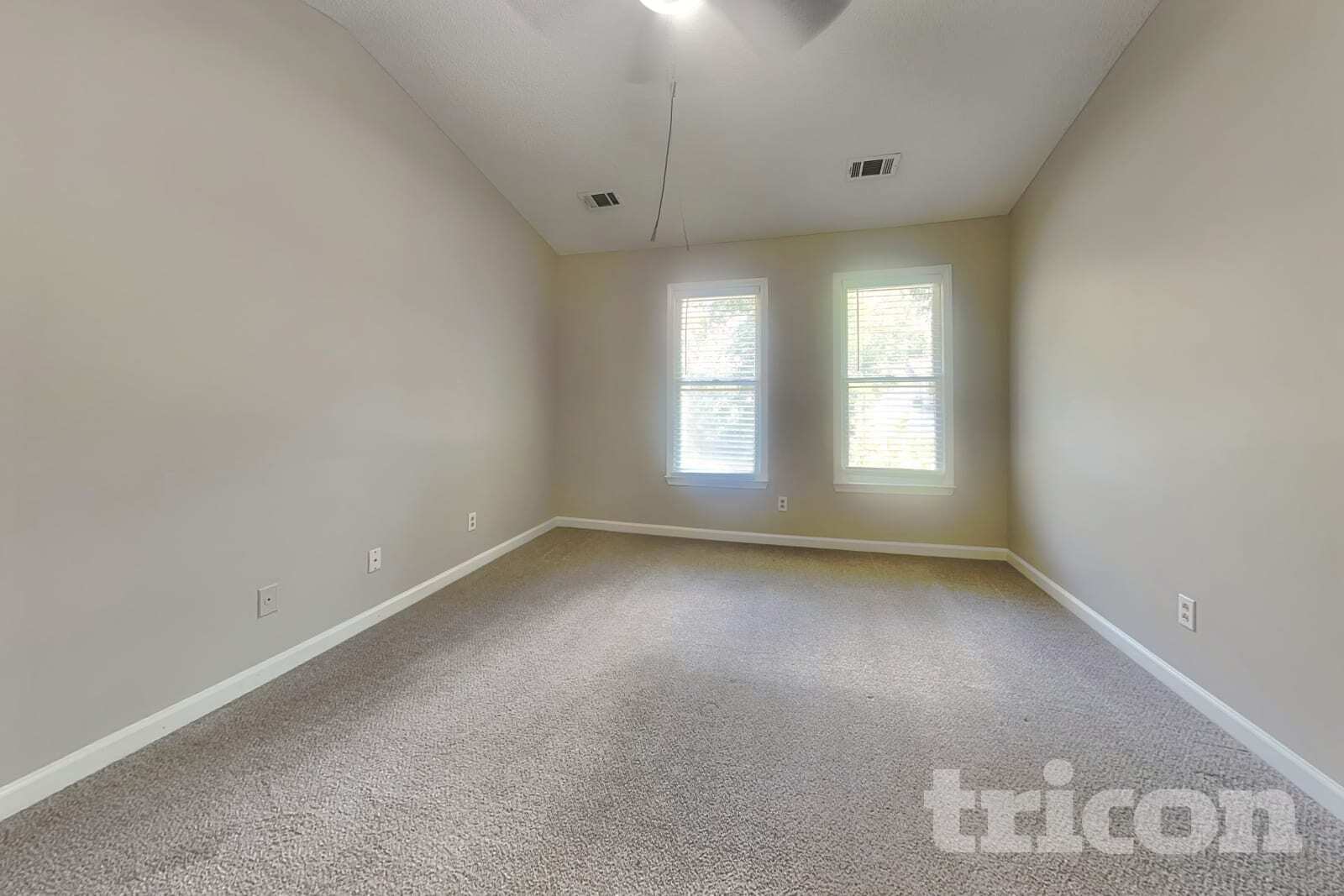 Building Photo - 39 Pine Grove Cir