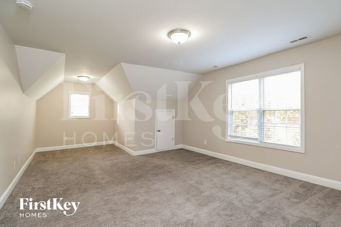 Building Photo - 5700 Sugarcane Ct