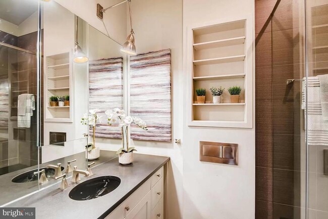 Building Photo - 2919 Elliott St