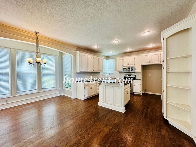 Building Photo - Blue Valley Schools, Walking Distance to Elementary School and Neighborhood Pool!