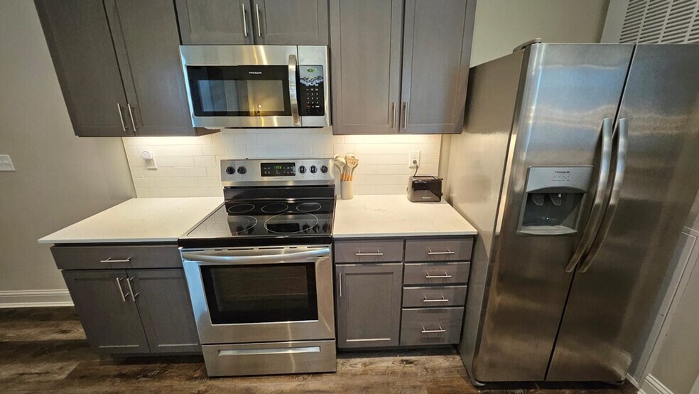 Building Photo - 110 N Boston Ave