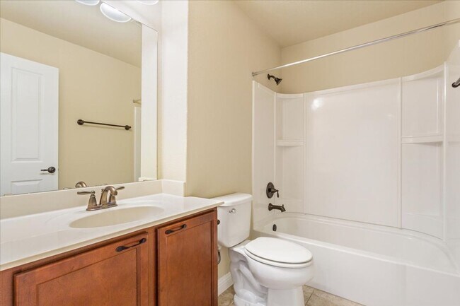 Building Photo - 322 Salado Creek Ln