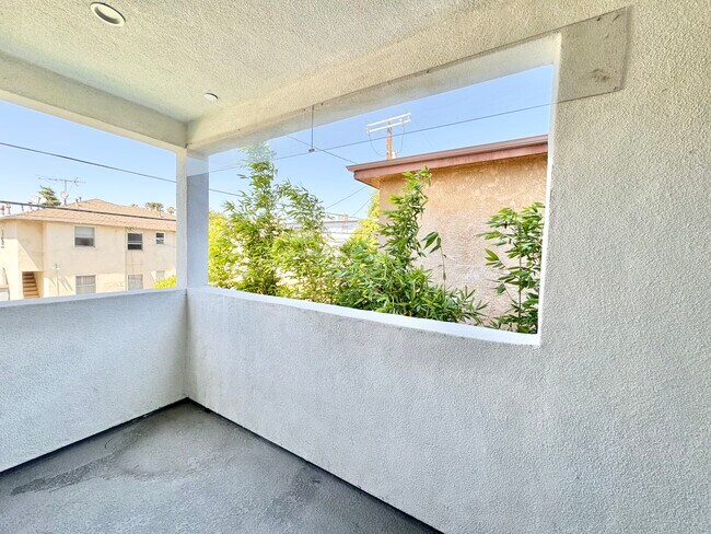 Building Photo - 11155 Huston St