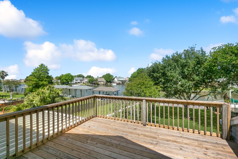 Building Photo - 1546 Marina Dr